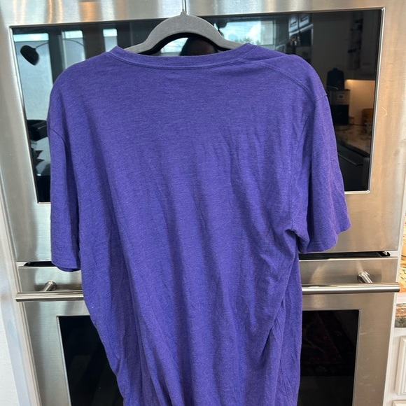 The North Face Deep Purple Tee, size W large, has wear/piling but GUC - Picture 5 of 5
